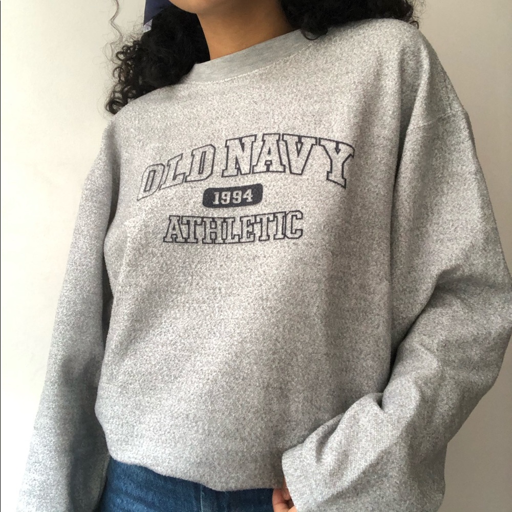 gray old navy sweatshirt